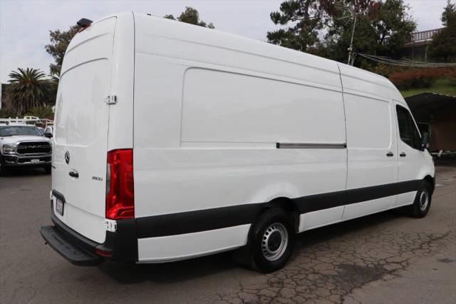 2023 Mercedes-Benz Sprinter 2500 High Roof 4-Cyl Diesel HO