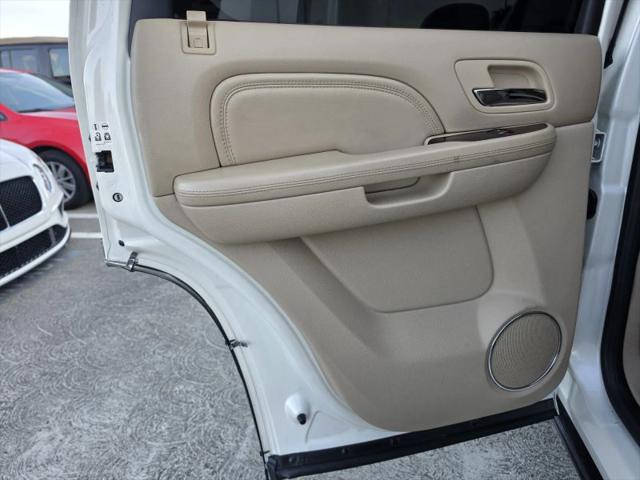 2012 Cadillac Escalade Luxury