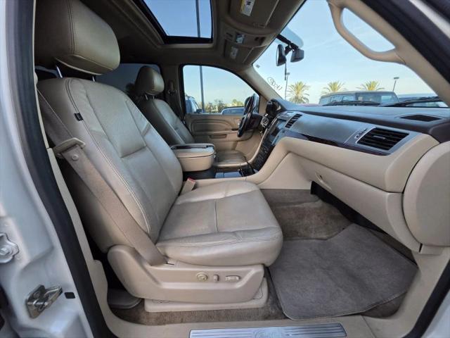2012 Cadillac Escalade Luxury