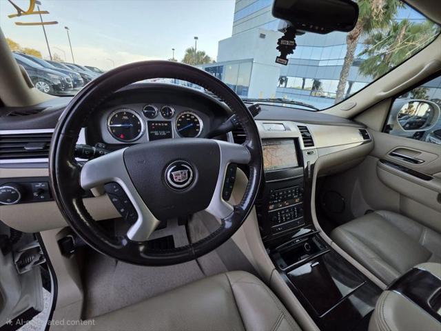 2012 Cadillac Escalade Luxury