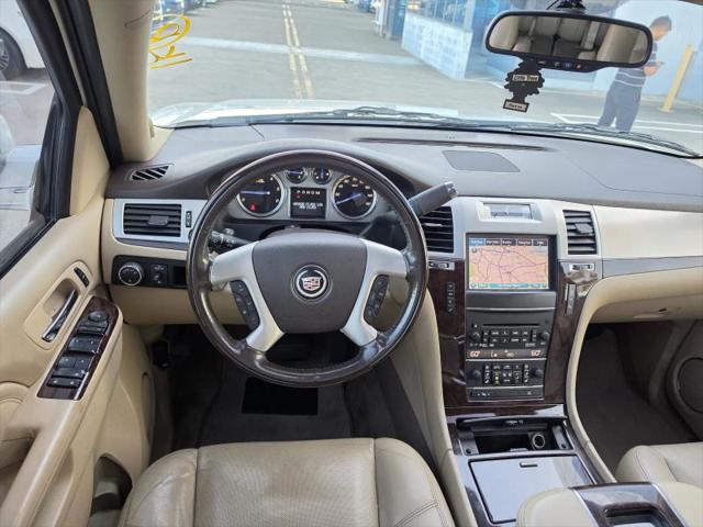 2012 Cadillac Escalade Luxury
