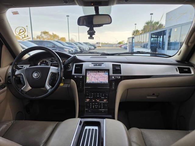 2012 Cadillac Escalade Luxury
