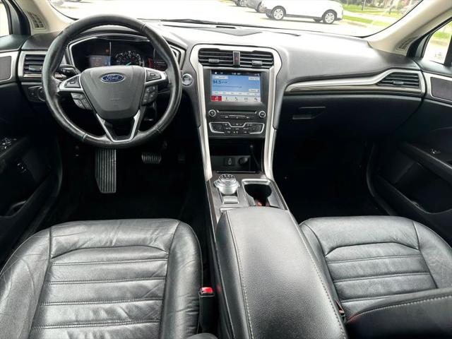 2017 Ford Fusion Hybrid SE