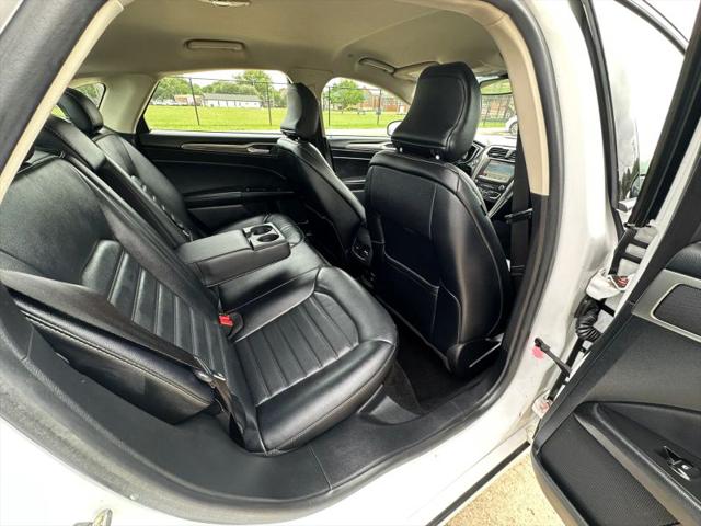 2017 Ford Fusion Hybrid SE