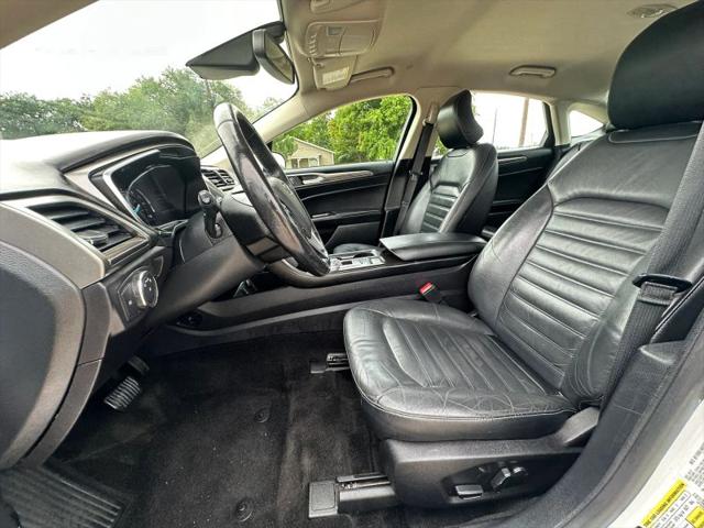 2017 Ford Fusion Hybrid SE