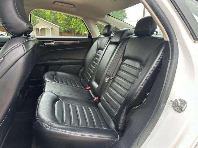2017 Ford Fusion Hybrid SE