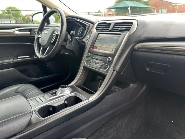 2017 Ford Fusion Hybrid SE