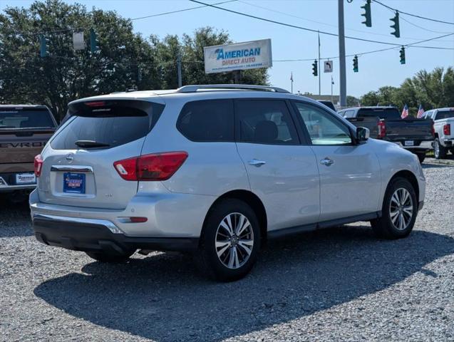 2017 Nissan Pathfinder SV