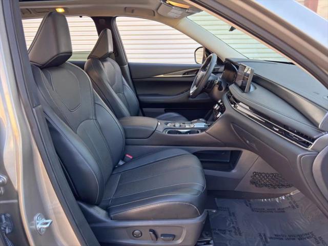 2023 INFINITI QX60 LUXE AWD