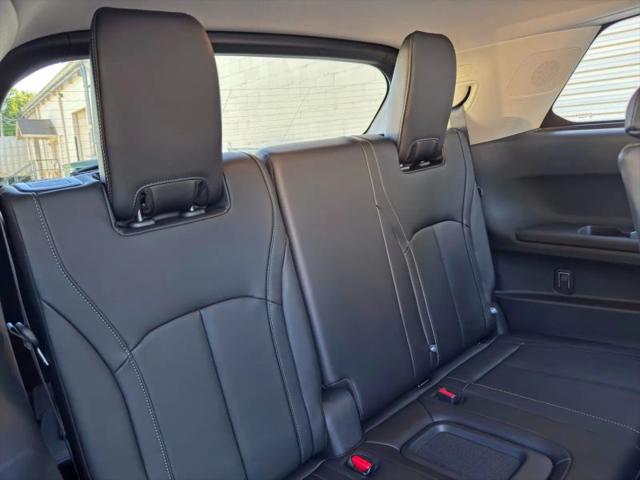 2023 INFINITI QX60 LUXE AWD