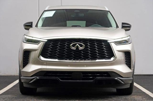 2023 INFINITI QX60 LUXE AWD