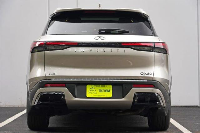 2023 INFINITI QX60 LUXE AWD