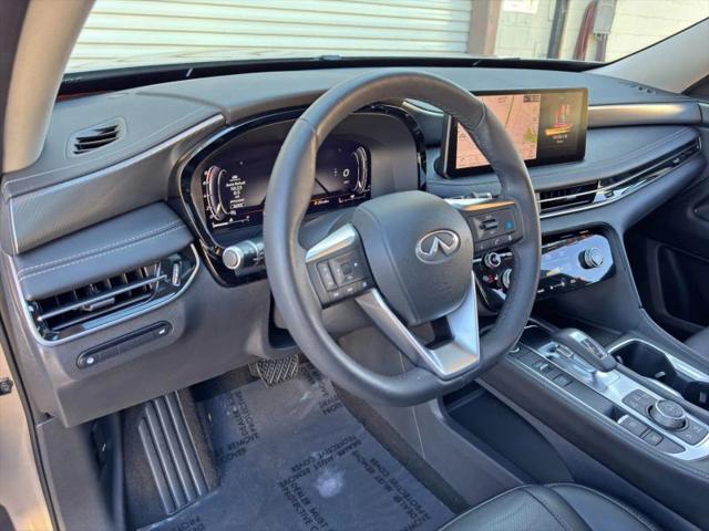 2023 INFINITI QX60 LUXE AWD
