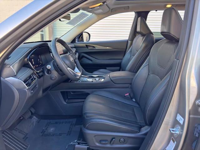2023 INFINITI QX60 LUXE AWD