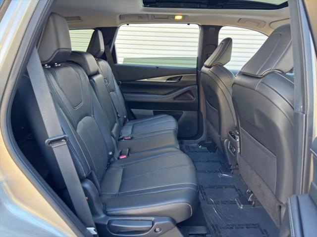 2023 INFINITI QX60 LUXE AWD