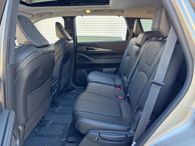 2023 INFINITI QX60 LUXE AWD
