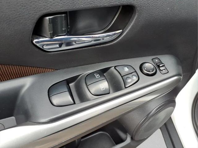 2020 Nissan Kicks SR Xtronic CVT