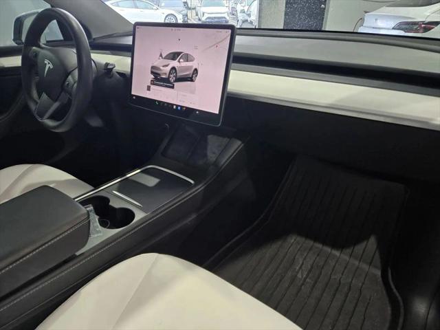 2024 Tesla Model Y RWD
