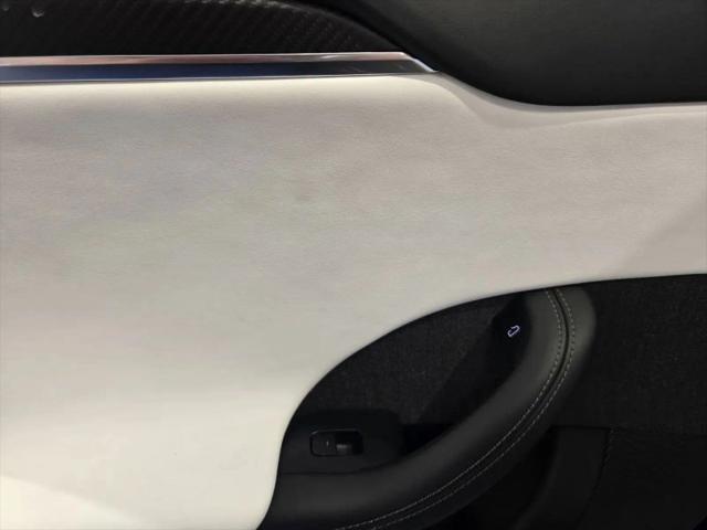 2022 Tesla Model S Plaid Tri Motor All-Wheel Drive