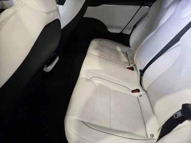 2022 Tesla Model S Plaid Tri Motor All-Wheel Drive