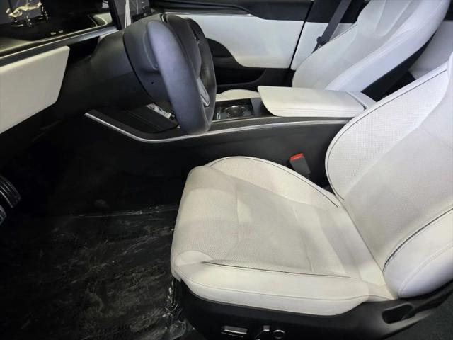 2022 Tesla Model S Plaid Tri Motor All-Wheel Drive