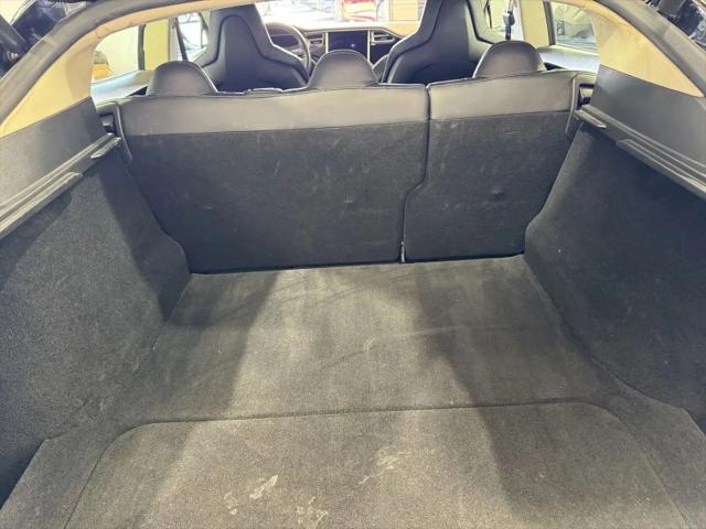 2014 Tesla Model S P85