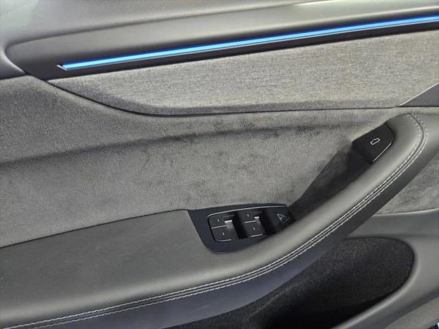 2026 Tesla Model Y Premium Rear-Wheel Drive