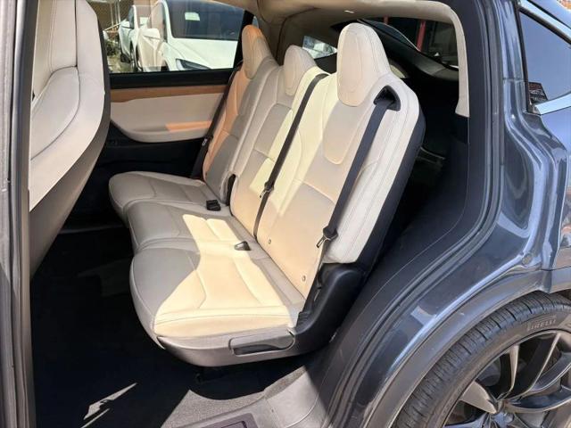 2019 Tesla Model X Standard Range