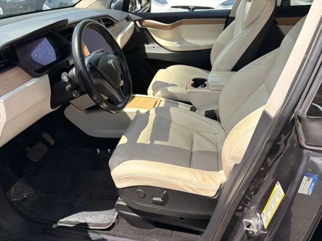 2019 Tesla Model X Standard Range