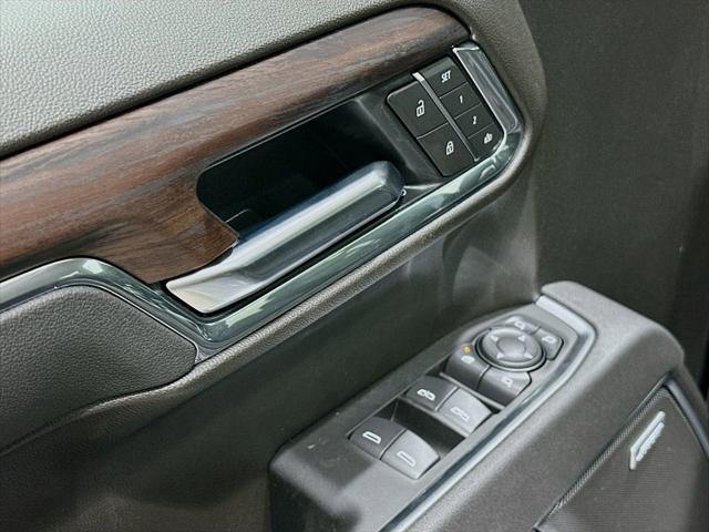 2026 GMC Sierra 1500 Crew Cab, Standard Bed, SLT, 4WD