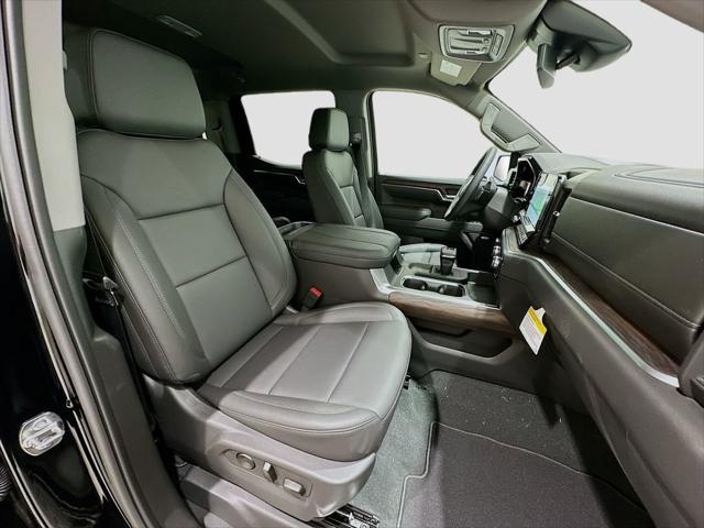 2026 GMC Sierra 1500 Crew Cab, Standard Bed, SLT, 4WD