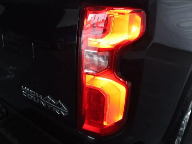 2023 Chevrolet Silverado 2500HD 4WD Crew Cab Standard Bed High Country