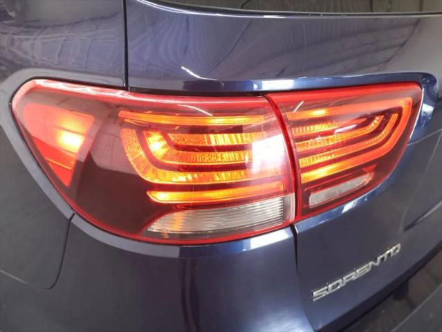 2020 Kia Sorento S V6