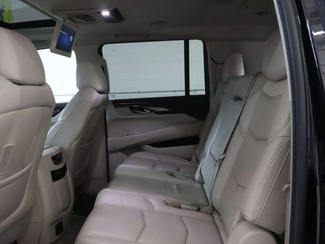 2018 Cadillac Escalade ESV Luxury