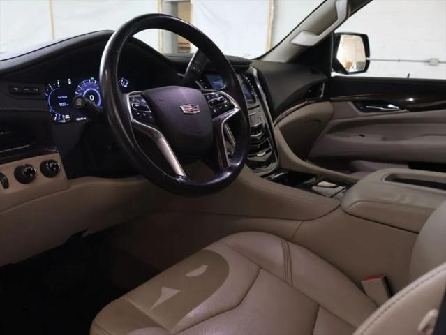 2018 Cadillac Escalade ESV Luxury