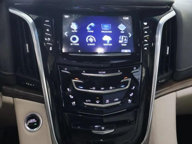 2018 Cadillac Escalade ESV Luxury
