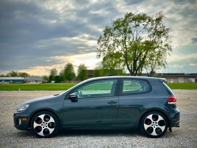2011 Volkswagen GTI 2-Door Autobahn