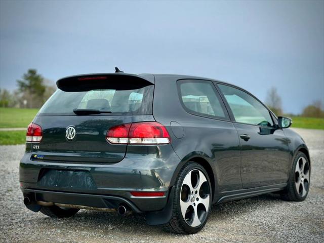 2011 Volkswagen GTI 2-Door Autobahn