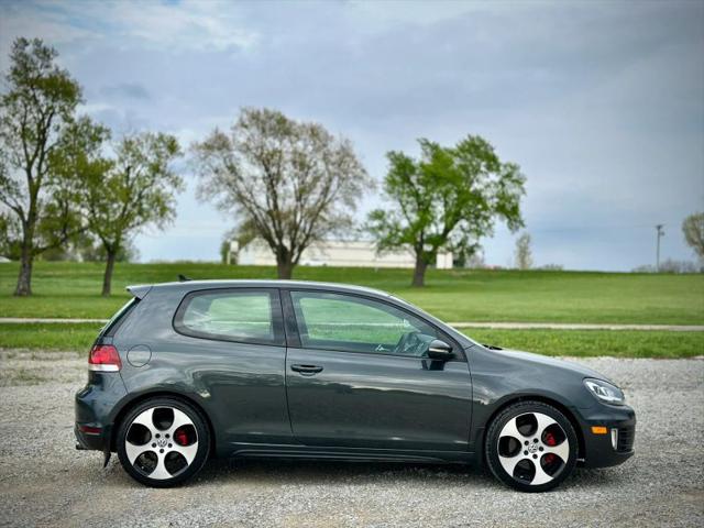 2011 Volkswagen GTI 2-Door Autobahn