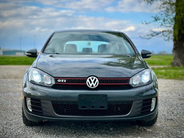 2011 Volkswagen GTI 2-Door Autobahn