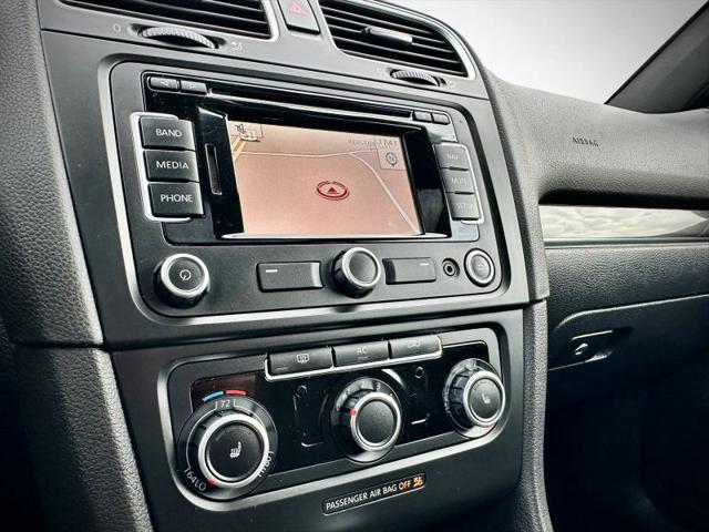 2011 Volkswagen GTI 2-Door Autobahn