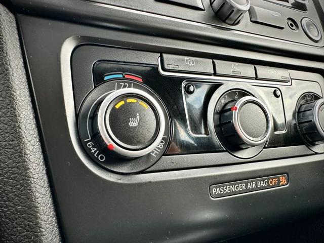 2011 Volkswagen GTI 2-Door Autobahn