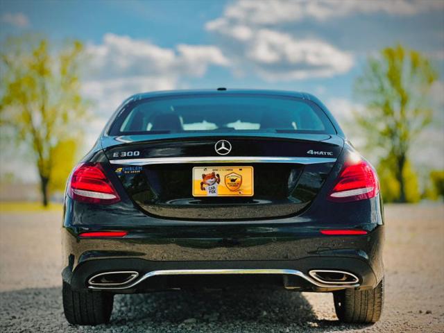 2017 Mercedes-Benz E-CLASS E 300 E 300