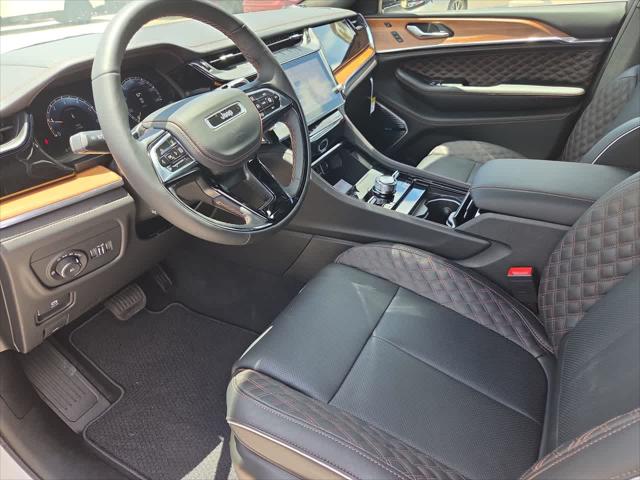 2026 Jeep Grand Cherokee Summit 4x4