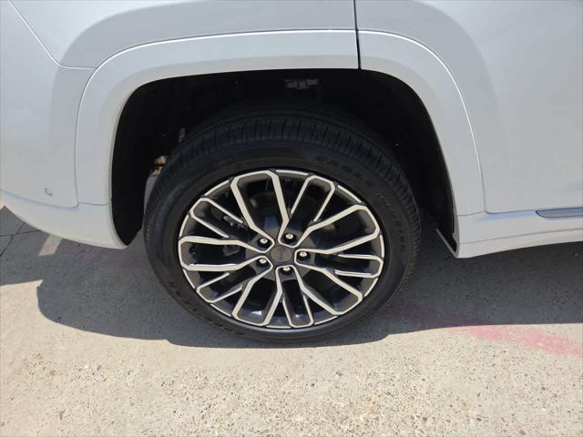 2026 Jeep Grand Cherokee Summit 4x4