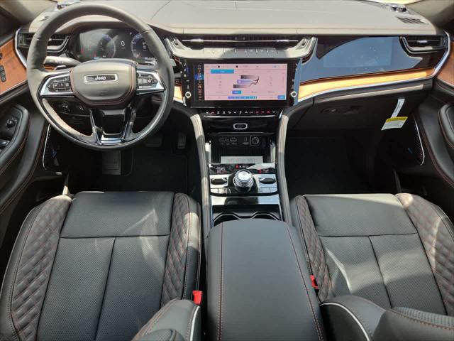 2026 Jeep Grand Cherokee Summit 4x4