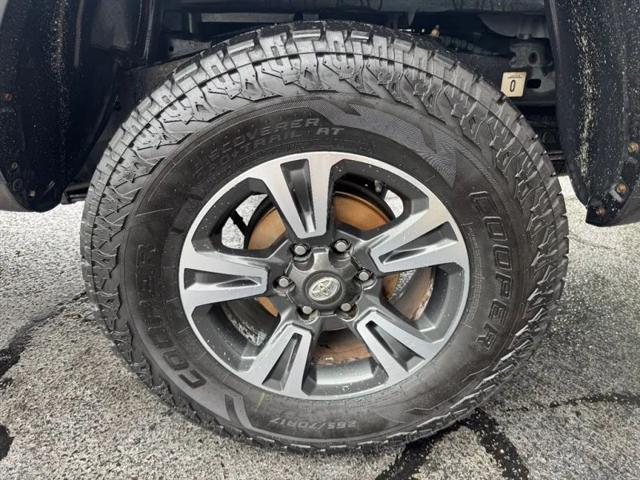 2017 Toyota Tacoma TRD Sport