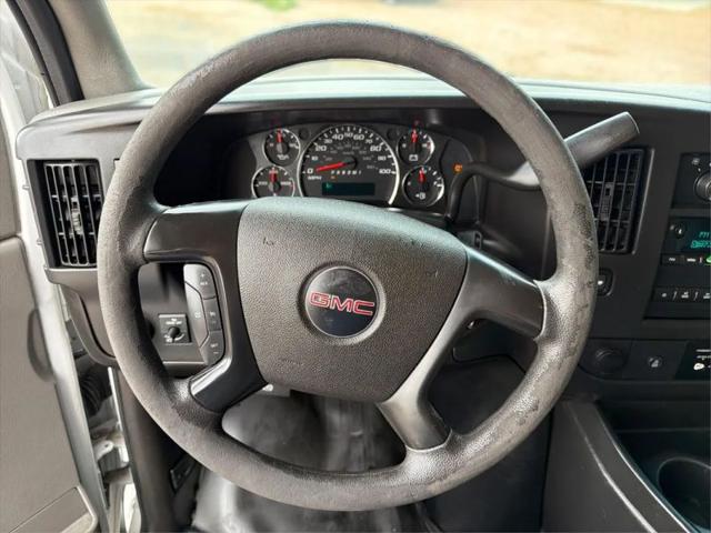 2015 GMC Savana Cutaway 3500