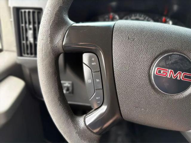 2015 GMC Savana Cutaway 3500