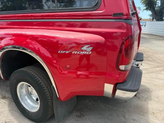 2004 Ford F-350 LARIAT